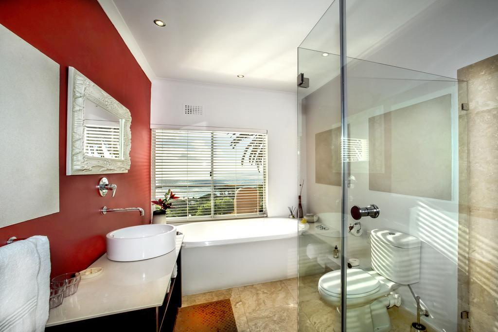 فندق Camps Bayفي  Atholl House الغرفة الصورة